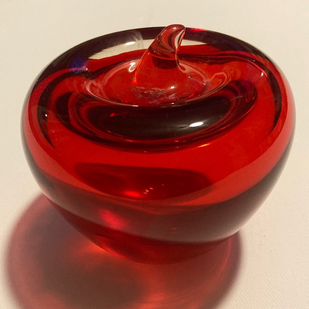 Red Candy Apple Solid Hand Blown Glass Apple Paperweight